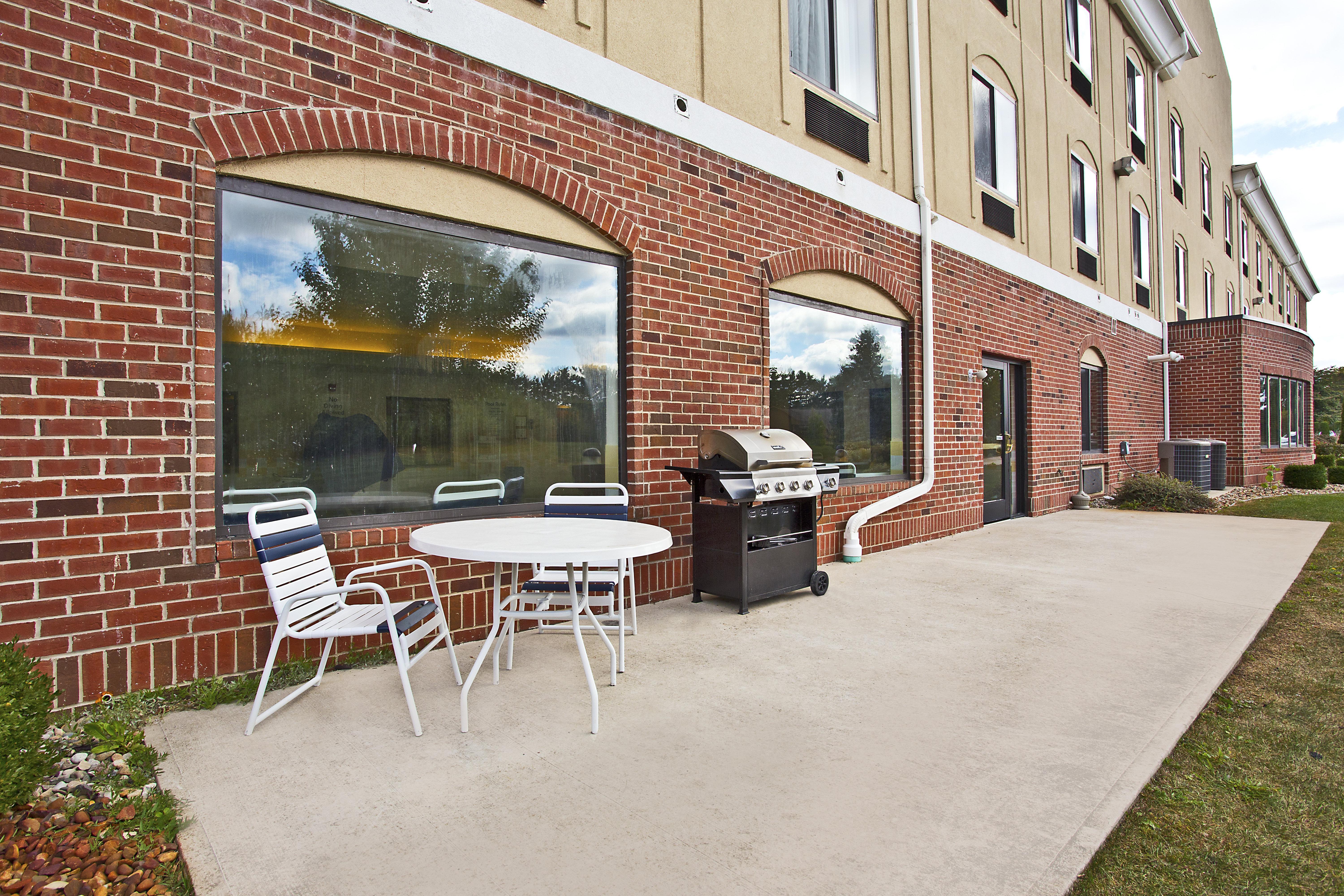 Holiday Inn Express Hotel & Suites Goshen, An Ihg Hotel Exterior foto